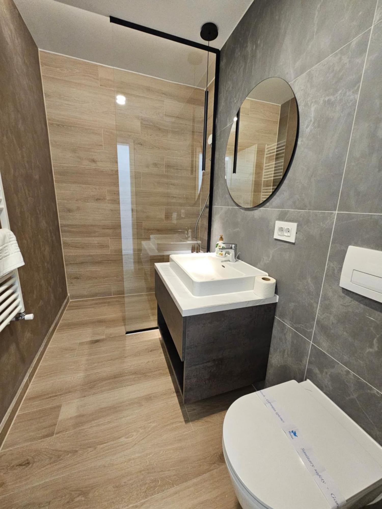Deluxe Cozy Apartments - Coresi Mall #Braşov Dış mekan fotoğraf