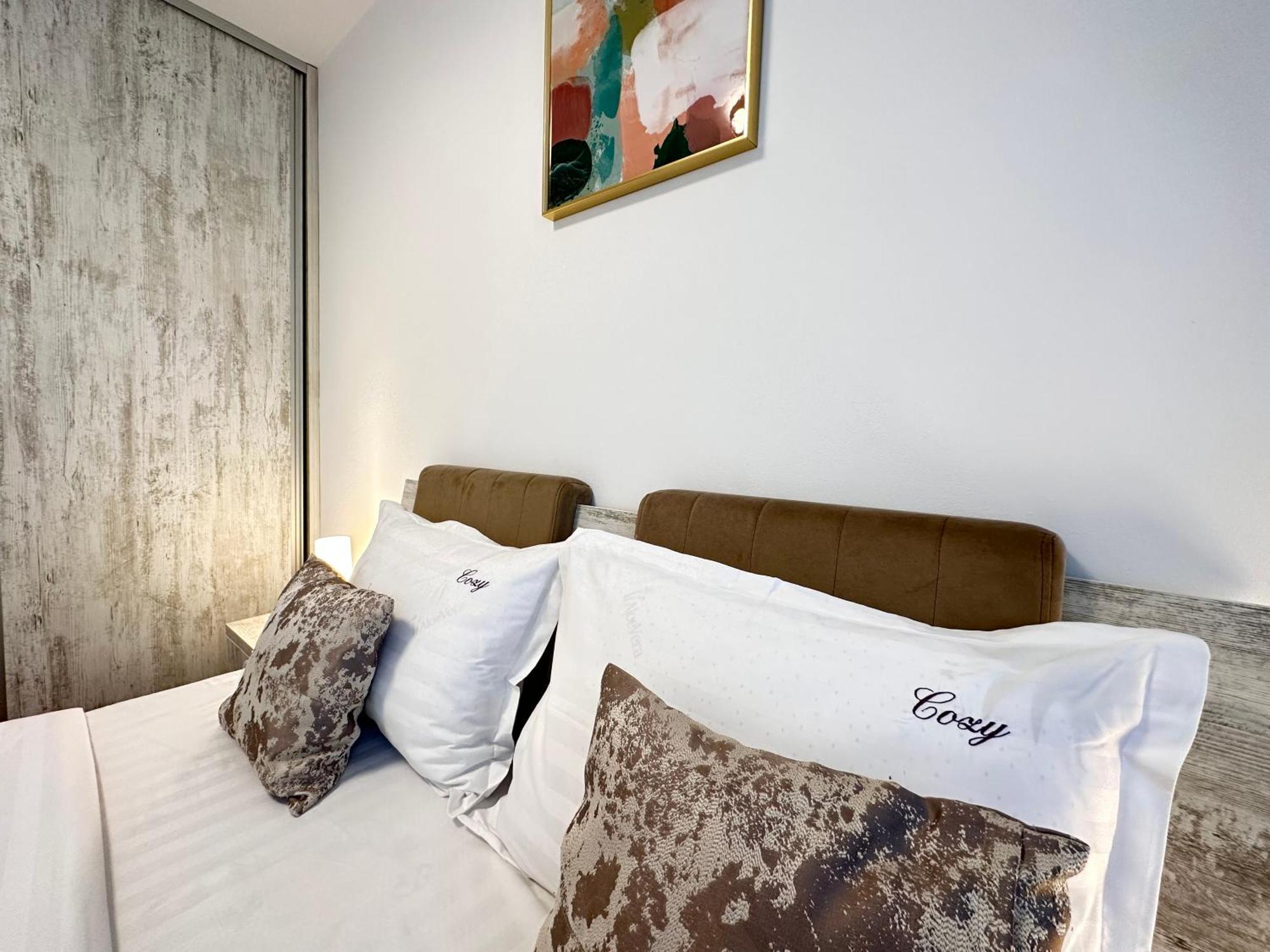 Deluxe Cozy Apartments - Coresi Mall #Braşov Dış mekan fotoğraf